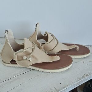 Women's Beige Sandals